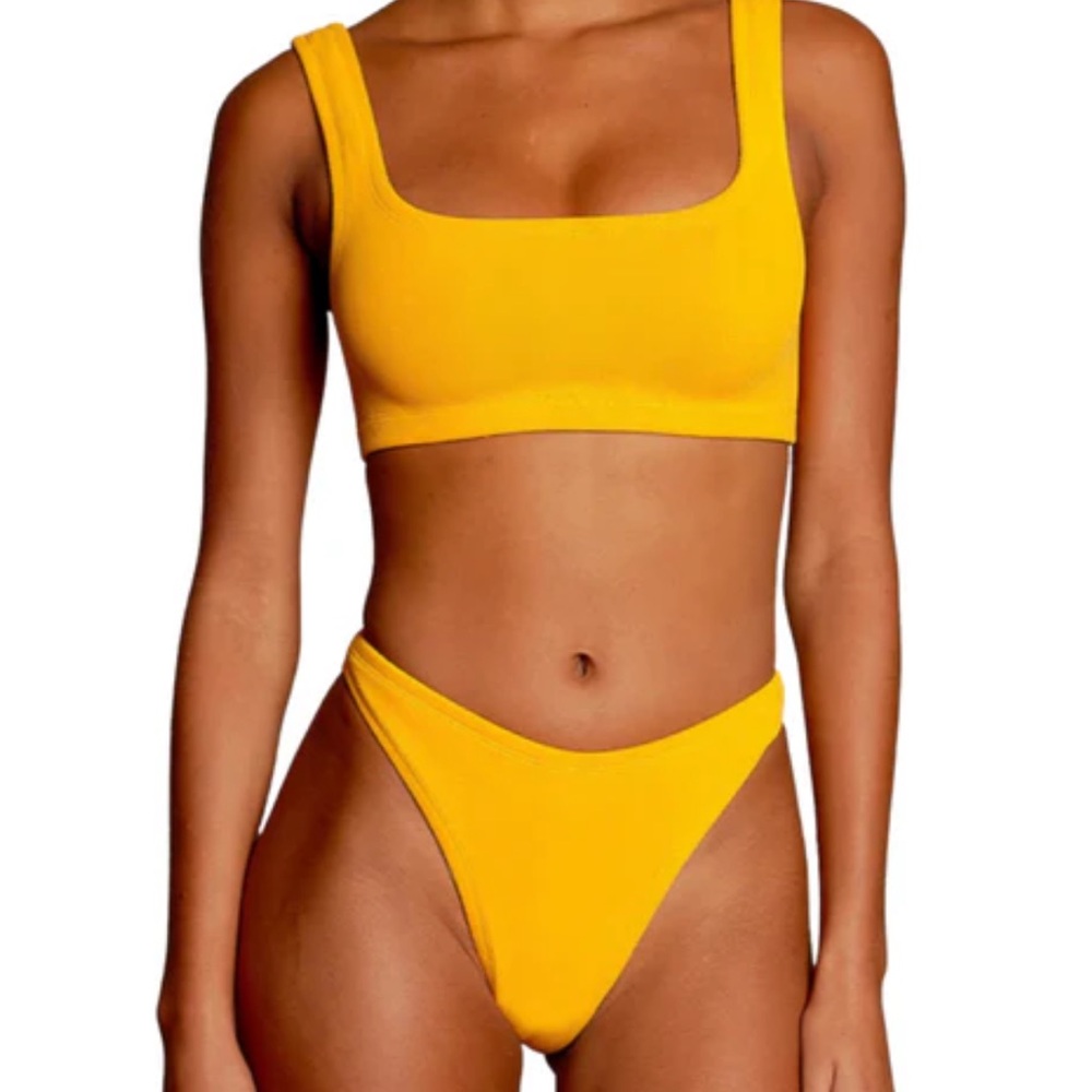 Hunza G Bikini